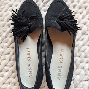 Anne Klein Women's Black Leather Suede Tassled Loafers, Size 9
